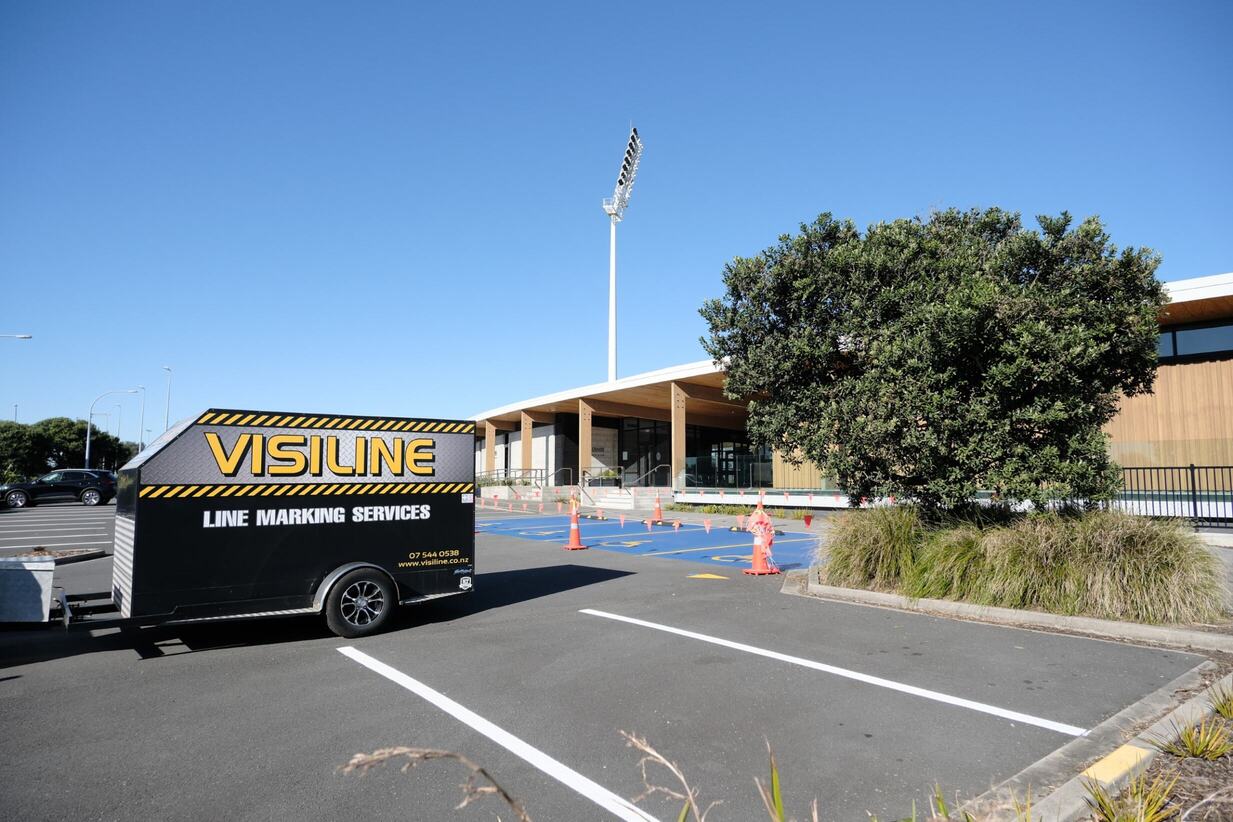 Professionally marked race circuit